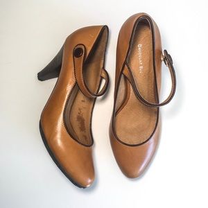 Chocolat Blu Mary Jane Mod / Retro Heels